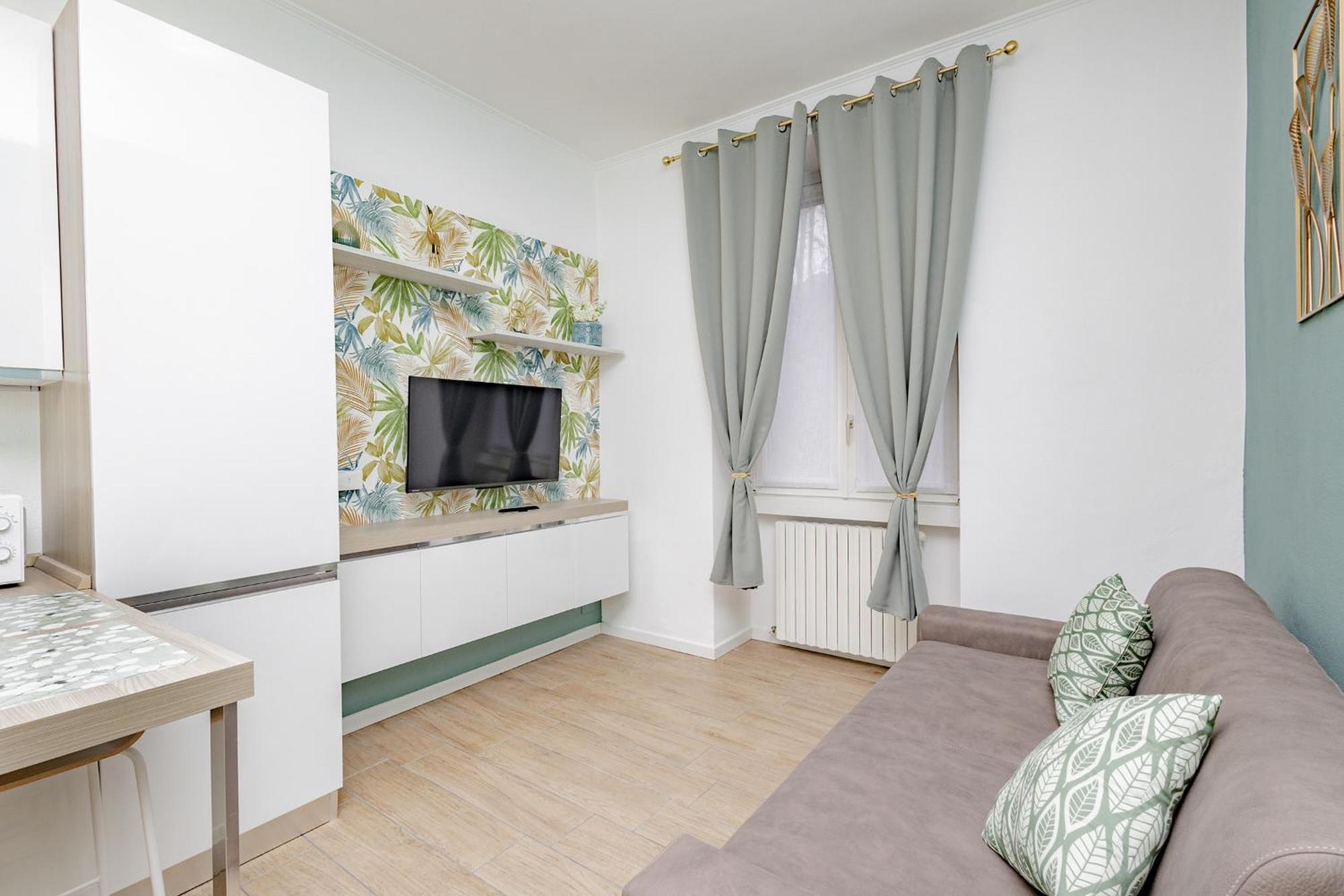Manzoni Apartment Lecco Exterior photo